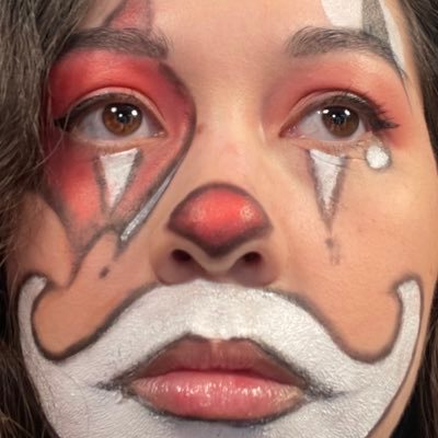 ☆ variety streamer ☆ i fool around on the internet ☆ ✉️ business: kaydaymaydayofficial@gmail.com ☆