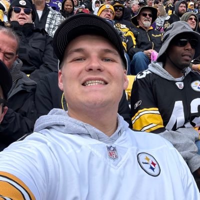 UNH Alumni ‘20 & huge Steelers fan.