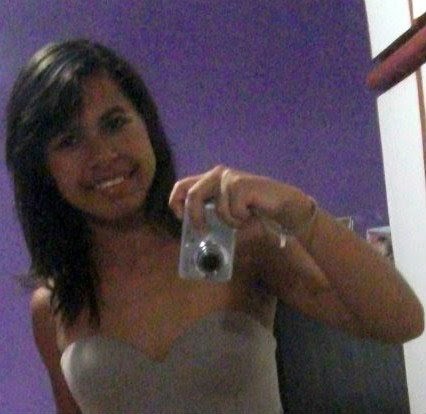 Não sujo minhas mãos para derrubar pessoas insignificantes. Afinal, nada melhor do que vê-las tropeçando em seu próprio fracasso.
