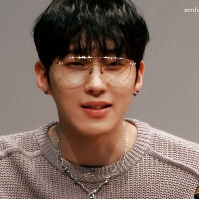 sonluna2023's profile picture. 