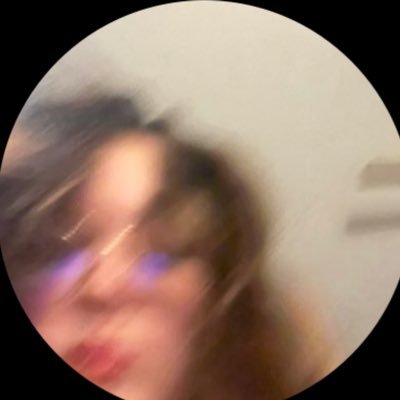 mxndyvalle's profile picture. probably daydreaming or writing about my daydreams • Texas Ex • 23