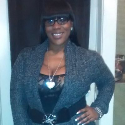 #LLTQueen👑💜 GoodVibesOnly🧘🏽♀️Black By Popular Demand ✊🏾❤️💚🖤 PeaceBeWithYou☮️ 🖖🏾👽♒️ Keep going up the ladder, They mad make’em madder 🐬
