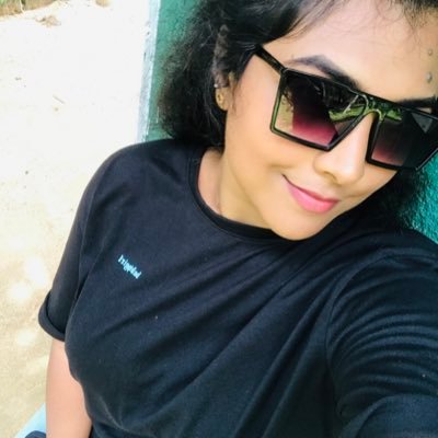 srilanka
#lovetwitter
😍|🎧music 🎧 පිස්සෙක් |#cricket lvr🏏🎃ටීවී එක ලග|ALWAYS HAPPY🎀 stylez🎀🍫🍫🍫🍻❤😍✈✈✈✈