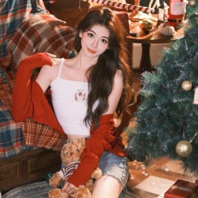 Web3行业践行者|BTC#IPFS|一级项目投研#节点搭建#技术运维|Hypertrend链上AI大数据平台|爱好游泳、爱好打高尔夫|关注女性力量、女性成长|时尚穿搭爱好者
