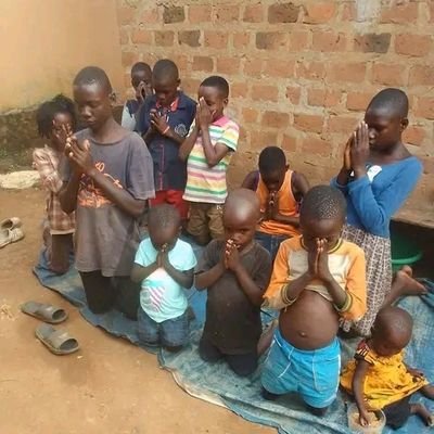 man of God take care of children from street to save them to be great in future 🙏🙏 NON GERVENMENTAL ORGANIZATION (NGO) PLEASE SUPPORT +256702798740 Uganda🇺🇬