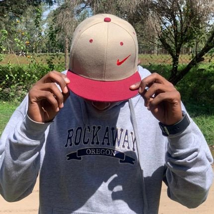 brianmuvevi's profile picture. Content creator and a streamer 😎