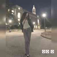 leeeunbii43's profile picture. 爱情是心的自由飞翔。