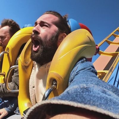 Aquí se habla de montañas rusas y parques de atracciones
También ando por @TikTok_ES | Extremadurita 💚🤍🖤