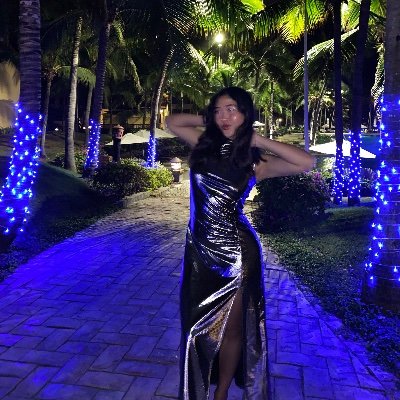 MaelleGh's profile picture. valo
19yo
Flex for (?)