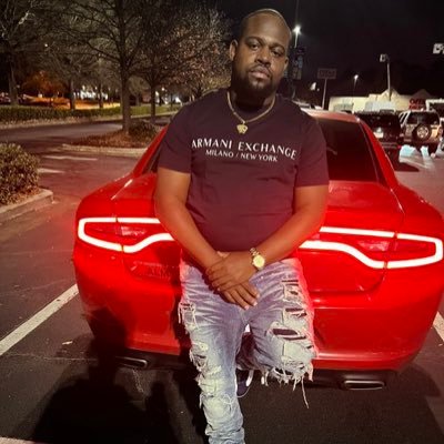 Player until I die and Pimp until they bury me so follow me #myASU 👨🏽🎓 Alumni Fall2k15 UGA 🏈 PHI 🏈 UNC 🏀 BOS 🏀 IG: @JohnG___ Long Live AB and JB