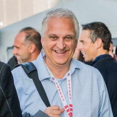 Journaliste sportif de carrière, surtout lié au hockey junior. Maintenant gestionnaire des relations médias avec la Charge d'Ottawa dans la PWHL.