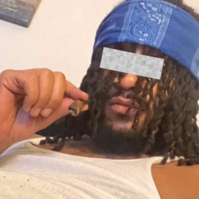 (21+ only) just a youngin from the hood with some dick that feel good! #plantdaddy