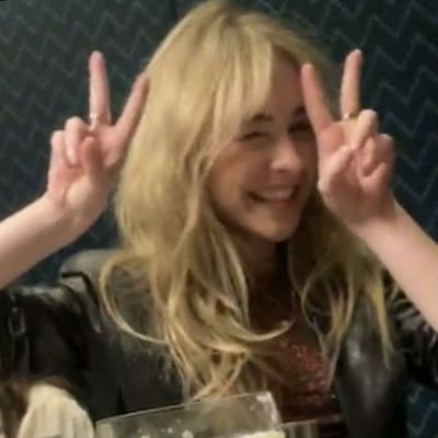 medbydu's profile picture. Faço devocional, estudo medicina e leio uns livros