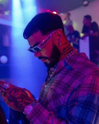 julito53777447's profile picture. 