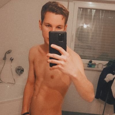 mads_madness's profile picture. horny vers bi student 🧑‍🎓 I soccer boy ⚽ I dm for collabs 😈