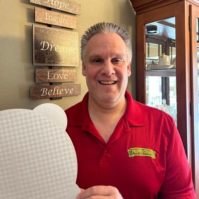 Midwest Regional Sales Manager of Perfect Crust Pizza Liners @bestpizzacrust and @incredible_bags  Text me at (815)543-1065.  Community and Pizza