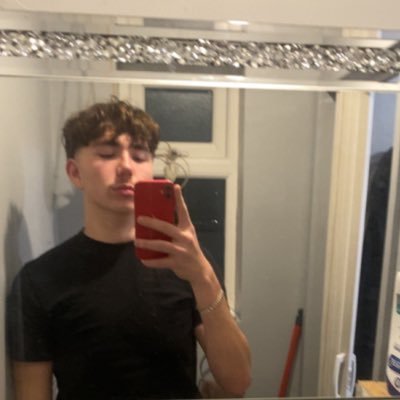 unitxddan's profile picture. 20