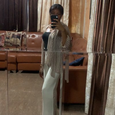 MAduragbem's profile picture. Tech enthusiast👩‍💻|| Currently putting in the work to becoming a badass design babe💅