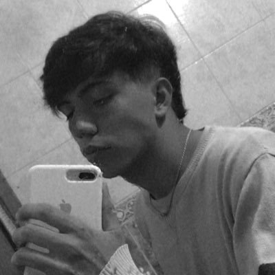 DBudani's profile picture. ° الحياة واحدة °