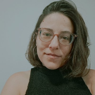 ValeTrosch's profile picture. Periodista.
Redacción de contenidos periodísticos. 
Prensa y gestión de redes sociales. 
El motor de Argentina es el campo.