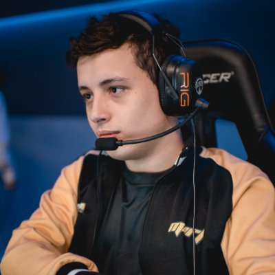 Founder & Coach @nexusacademylol - streamer at https://t.co/EHHEQLTRK6 - contato: contatomarfz@gmail.com