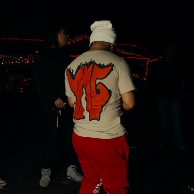 probablyG_'s profile picture. https://t.co/awiiirqpgb