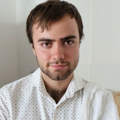 Étudiant à HETIC et passionné par l'armée française . Seul et unique compte twitter.