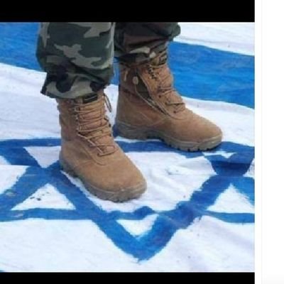 abdullah_akkul's profile picture. لَا تَجْعَلْ مَعَ اللّٰهِ اِلٰهاً اٰخَرَ...
Allah ile birlikte bir ilâh daha tanıma Sonra kınanmış ve kendi başına terkedilmiş olarak kalırsın. Kerim Kitap