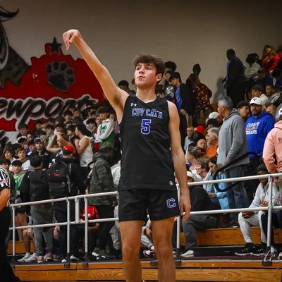 Covington Catholic ‘25 🏀 | NKY Elite | 6’3 180 |