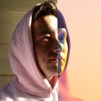Jonathan Howard (@staringispolite) 's Twitter Profile