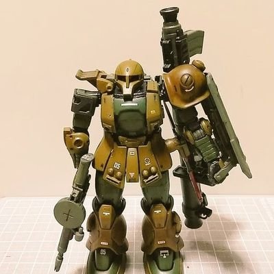 ガンプラを主に製作してます。ジオン系のキットをメインで😉