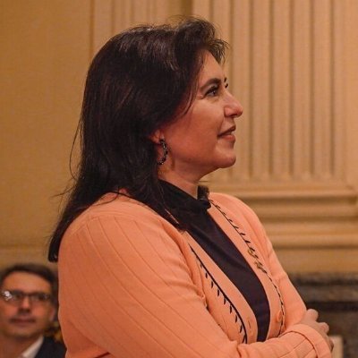 latifundiotebet's profile picture. ⠀⠀⠀⠀🍂eu e a simone tomando https://t.co/SuCLEfkCGf