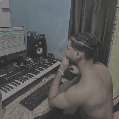 A music producer based in Dominican Republic