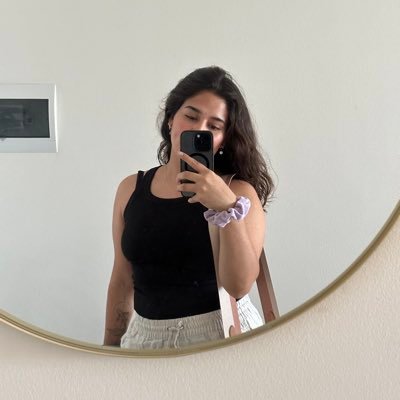 valreyesv's profile picture. 🐀