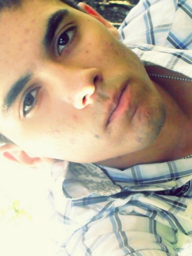 Sou feliz, vivo sem medo das grandes consequencias que ocorre quando falo dimais, sou assim e vivo apenas para te fazer feliz # Meshupa e deixa o caroço(6)