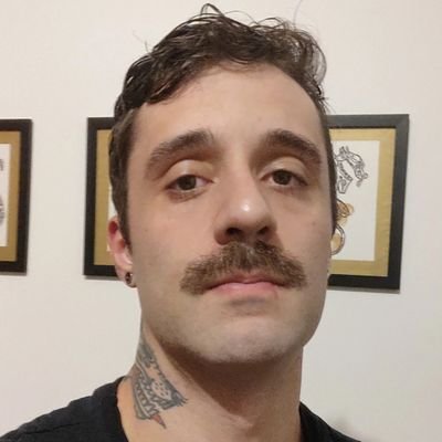 Gosto 😊 de games 🎮 e música 🎵 reclamo bastante 😡 e de vez em quando 😮 falo 🗣️ alguma coisa engraçada 😂
Dou RT 🔄 em algumas coisas fofas 🐩
🏳️🌈