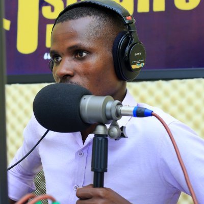 Am princeobed a journalist and radio presenter working with 96.4 Isingiro Fm