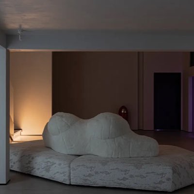 liyinsheng40753's profile picture. 