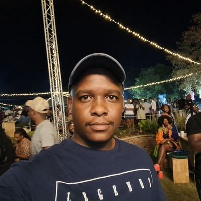 Tcmehlo's profile picture. Happy Human.
Mind in free fall.