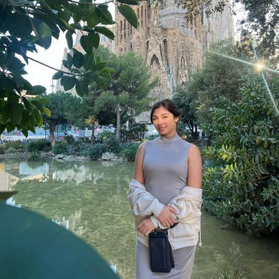 GoldmanVirBLOG's profile picture. Virginia Goldman - Sharing insights on wellness, creativity, and the simple joys of life. Let's create and grow together.