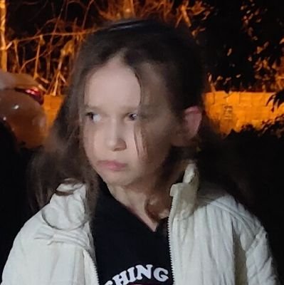 enazguvel's profile picture. Bana Dokunma