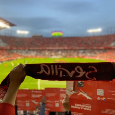 Biri_Pejigueras's profile picture. Futbolero y disfrutón. Sevillista. “El fútbol es la cosa más importante de las cosas menos importantes”.