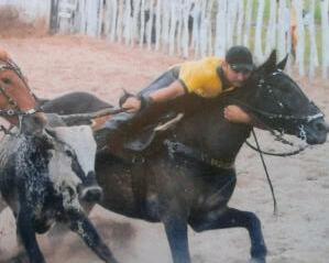 SouTaxista em c,mirim, hrs vagas cavalos e vaquejadas no rancho confiança gosto muito.