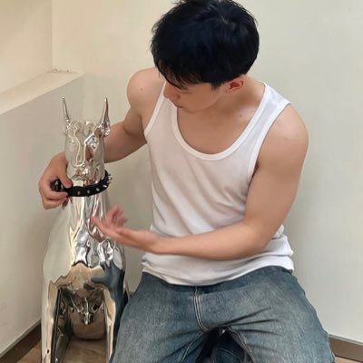 Ning24795279177's profile picture. 