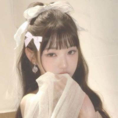 staywisme's profile picture. 18yo | blink, army, larilightz • 💌