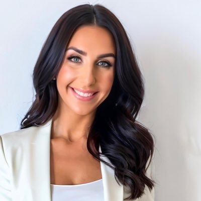 alys_rogers's profile picture. 