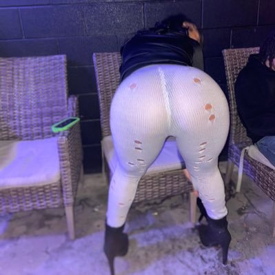 Money is my Ambition so give me some 😭💸🥰🤸🏼♀️ Shop 💸 amosc Blasianhoney02 insta Blasianhoney2 Fetish friendly 😘 #Findom #Feetfetish