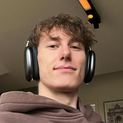 FunFuerFelix's profile picture. Cutter bei Tomary und Paluten

Mein YouTube Kanal: FunFürFelix