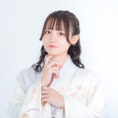 日本棋院東京本院所属・囲碁のプロ棋士三段/ヒカルの碁で囲碁に出会い16歳でプロ試験合格/#囲碁シル 監修/2005年1型糖尿病発症/謎解き・麻雀・A-POP・QuizKnock・あざらしが大好きです💕/お仕事のご依頼など▷natsukiplusi@gmail.com