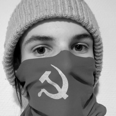 he/him // zwischen Chaos und Revolution // Marxist-Leninist